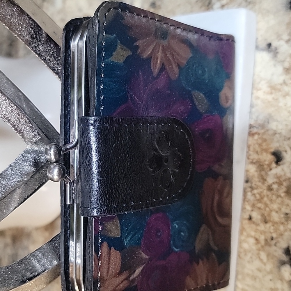 Patricia Nash EUC Leather Iberia Wallet Pervian Paint - Picture 2 of 7